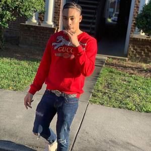 Meet your Posher, Brandon